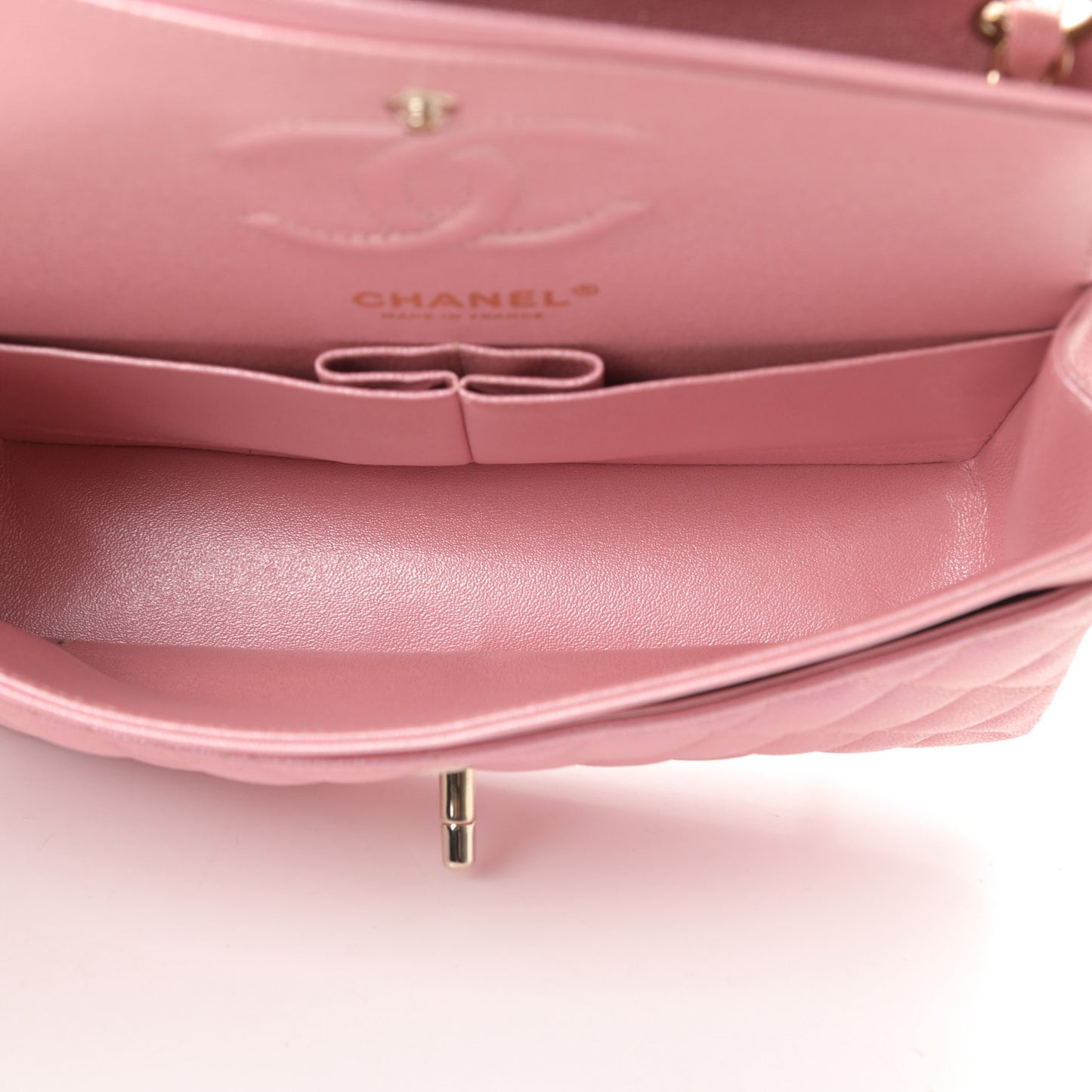 Iridescent Caviar Quilted Small Double Flap Pink