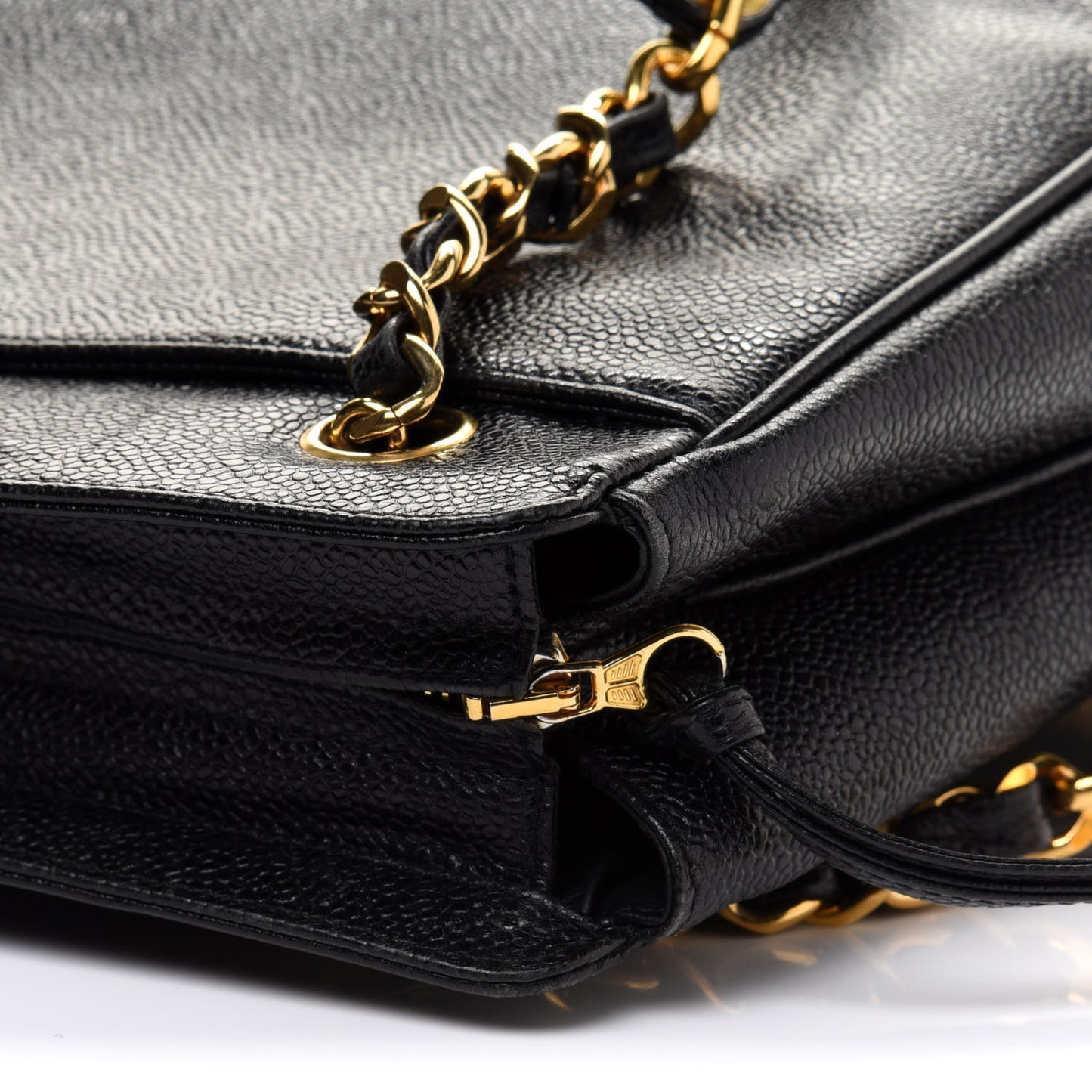 Caviar CC Shoulder Bag Black