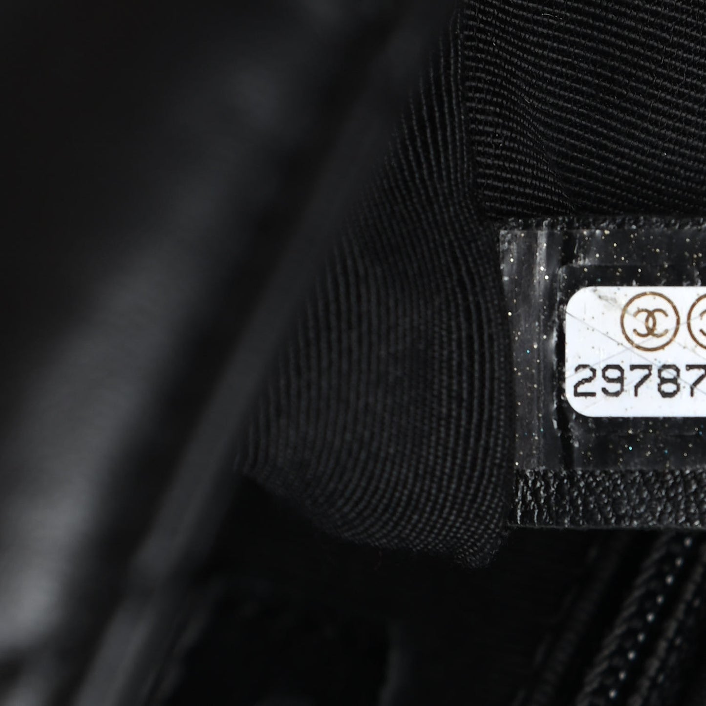 Crumpled Calfskin Medium Chain Flap Black
