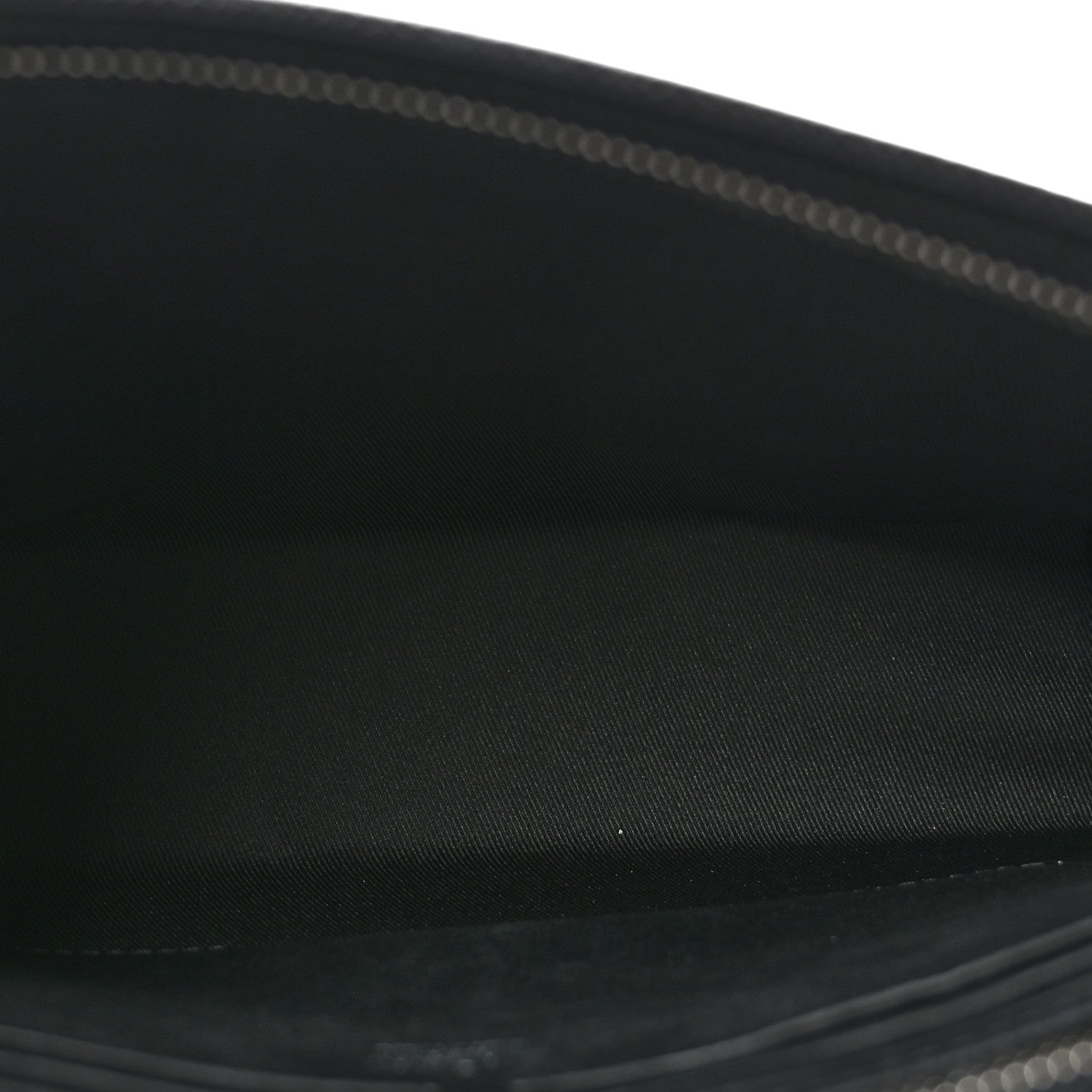 Louis Vuitton Taiga Pochette Voyage MM Black 5 of 8