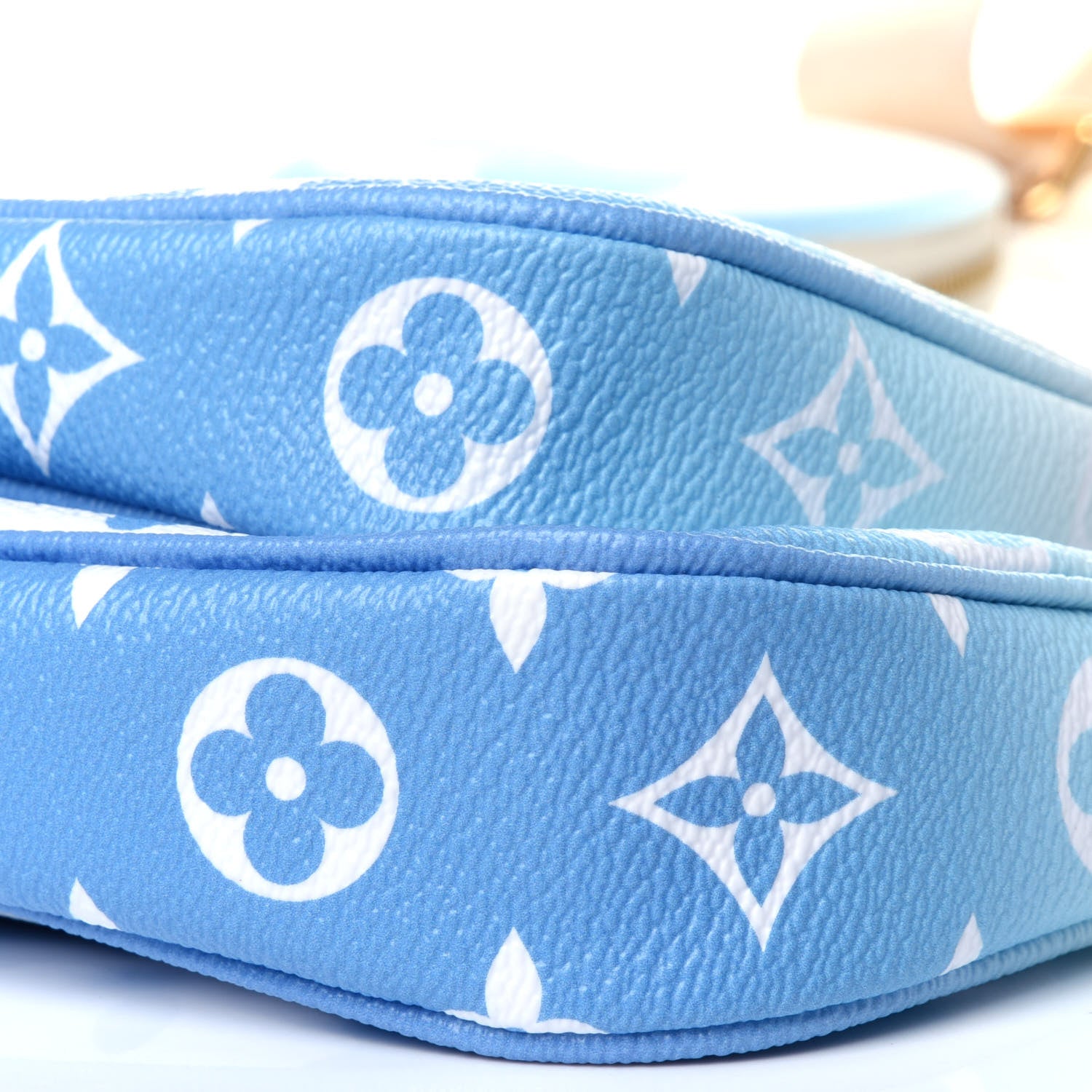 Louis Vuitton Monogram Giant By The Pool Multi Pochette Accessories Blue 10 of 14