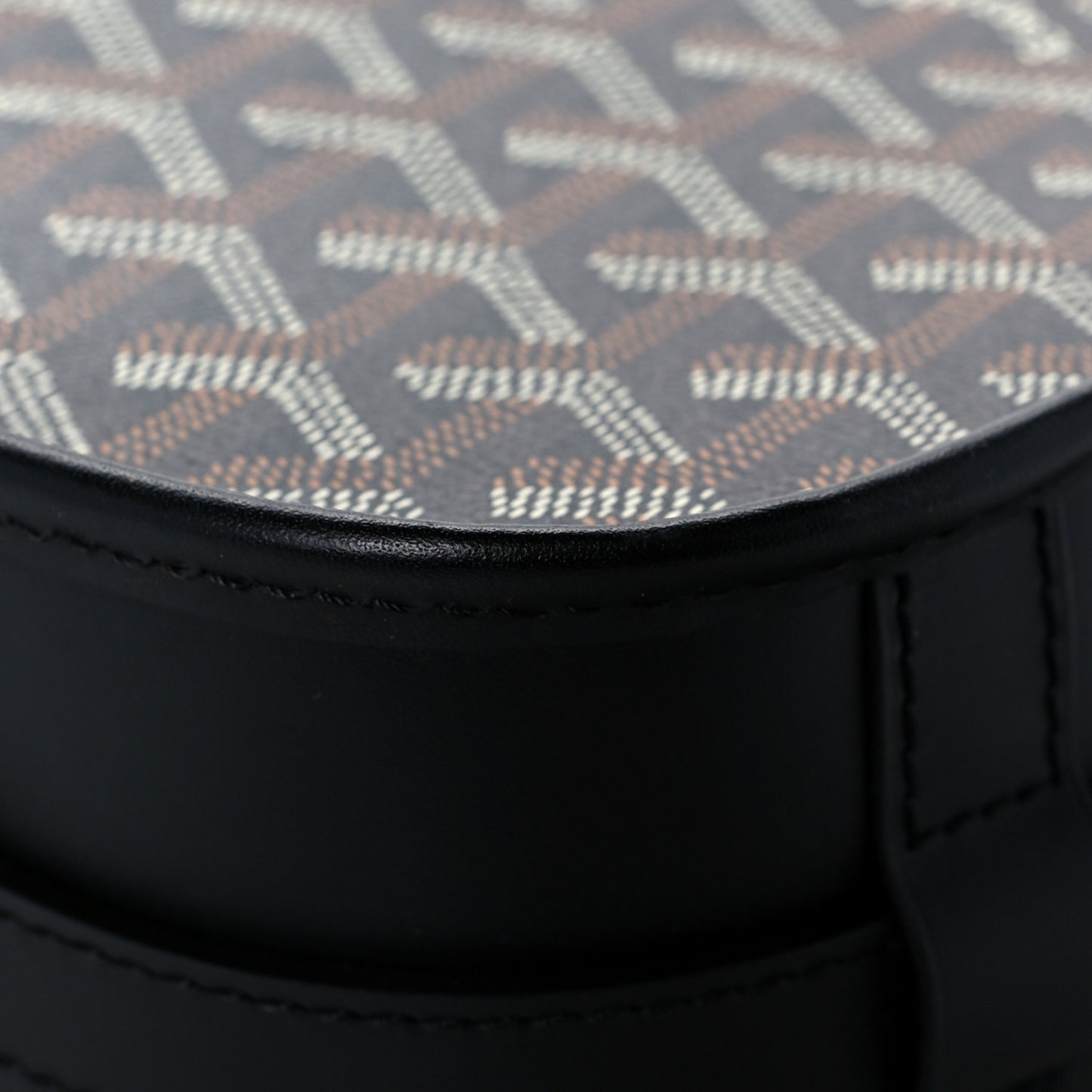 Goyardine Belvedere II MM Messenger Bag Black