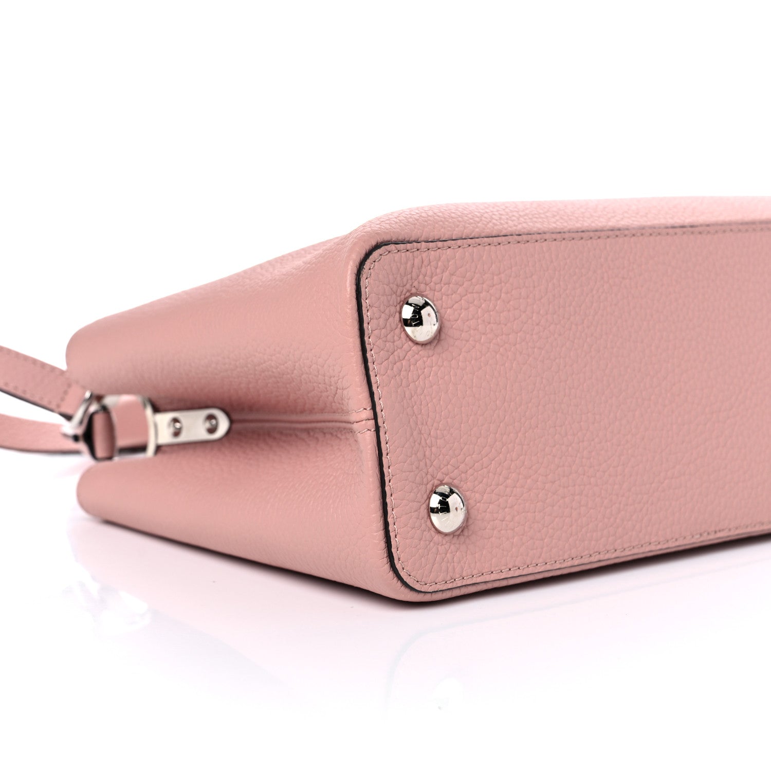 Louis Vuitton Taurillon Capucines PM Magnolia 7 of 8