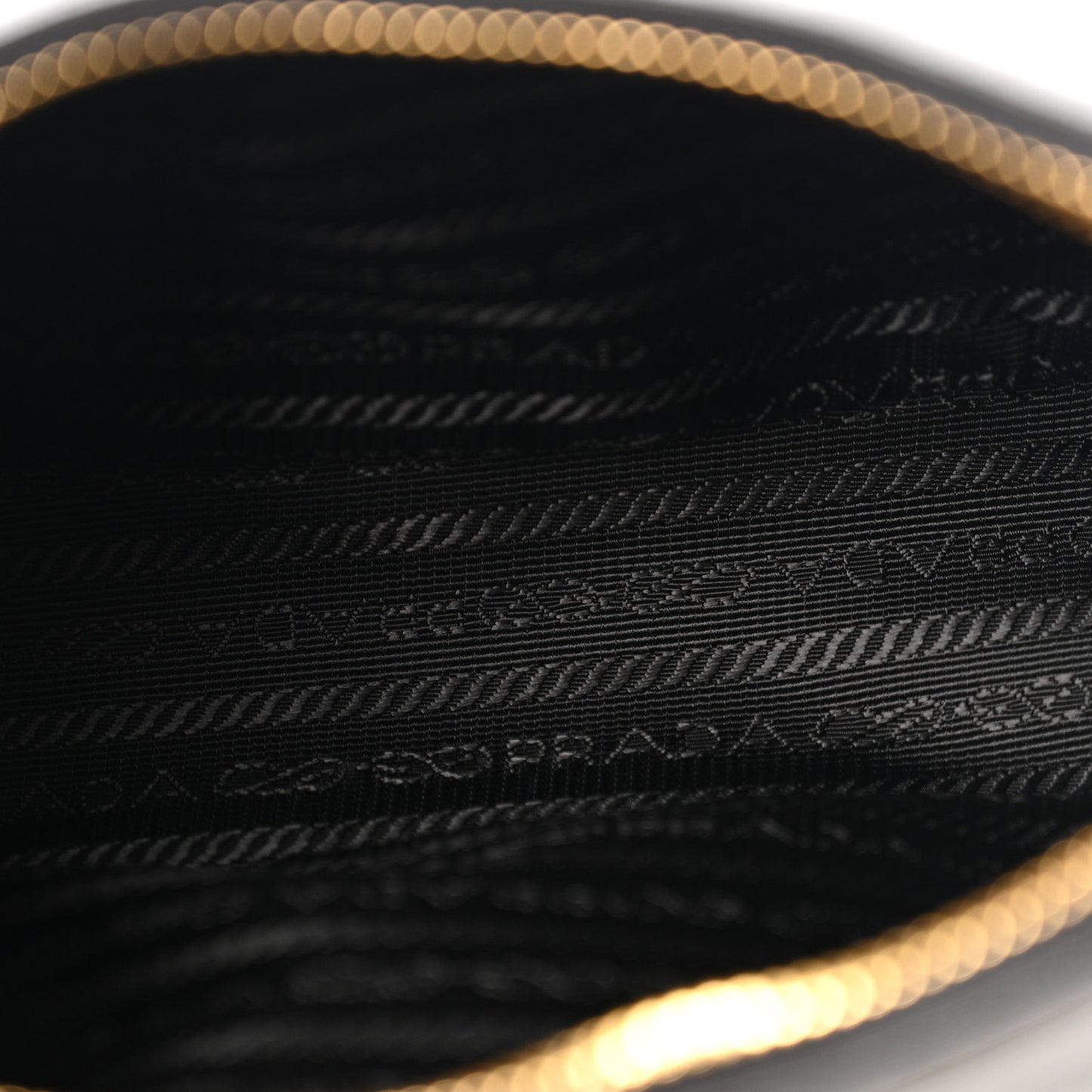 Soft Lux Calfskin Re-Edition 2005 Shoulder Bag Black