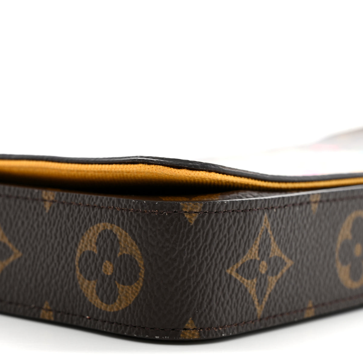 Louis Vuitton Monogram 2022 Christmas Animation New York Soho Pochette Felicie Chain Wallet Yellow 9 of 10