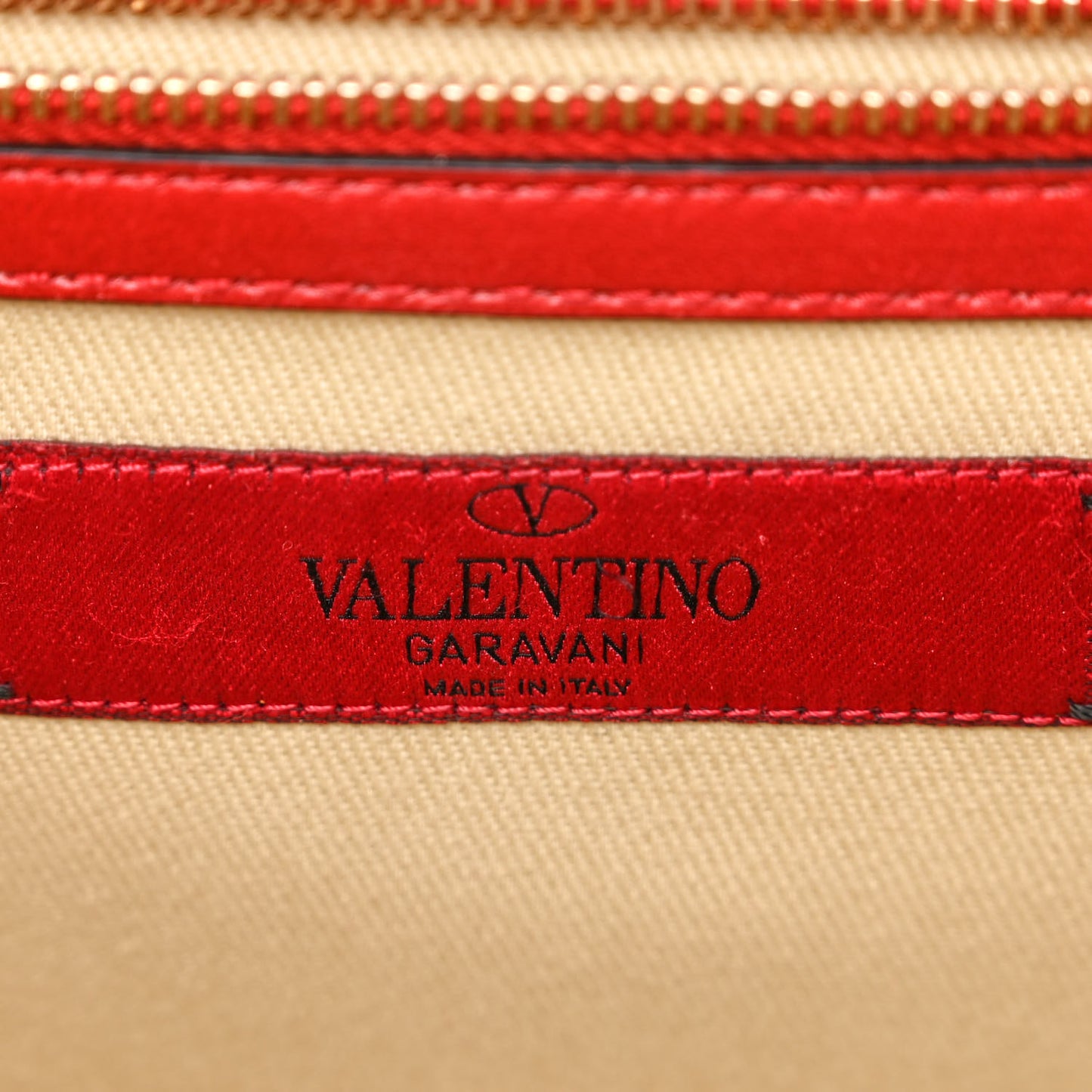 Patent Large Glam Lock Rockstud Flap Red