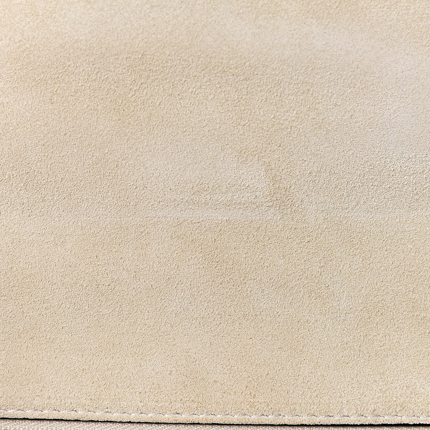 Craquele Calfskin Medium Glam Lock Rockstud Flap Light Ivory