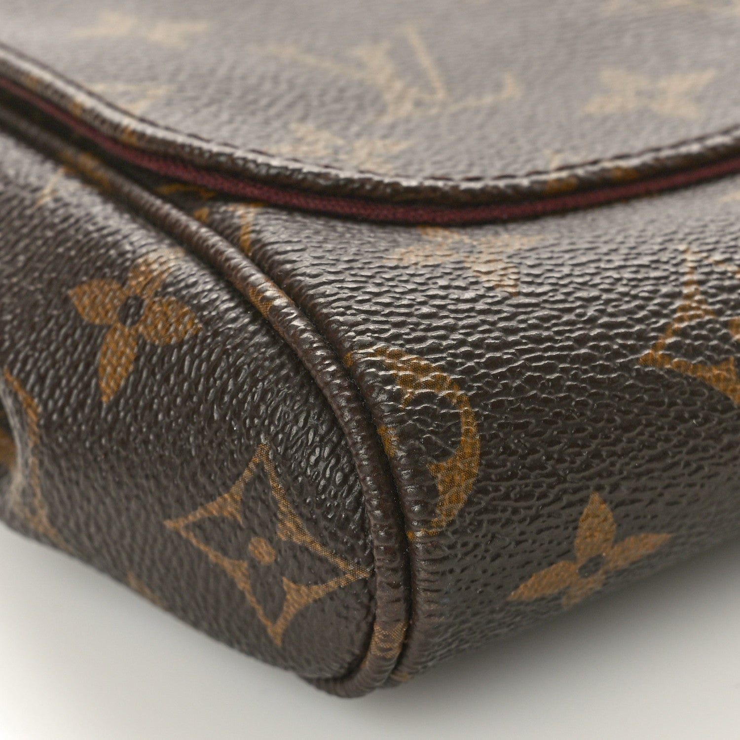 Louis Vuitton Monogram Favorite MM 9 of 10