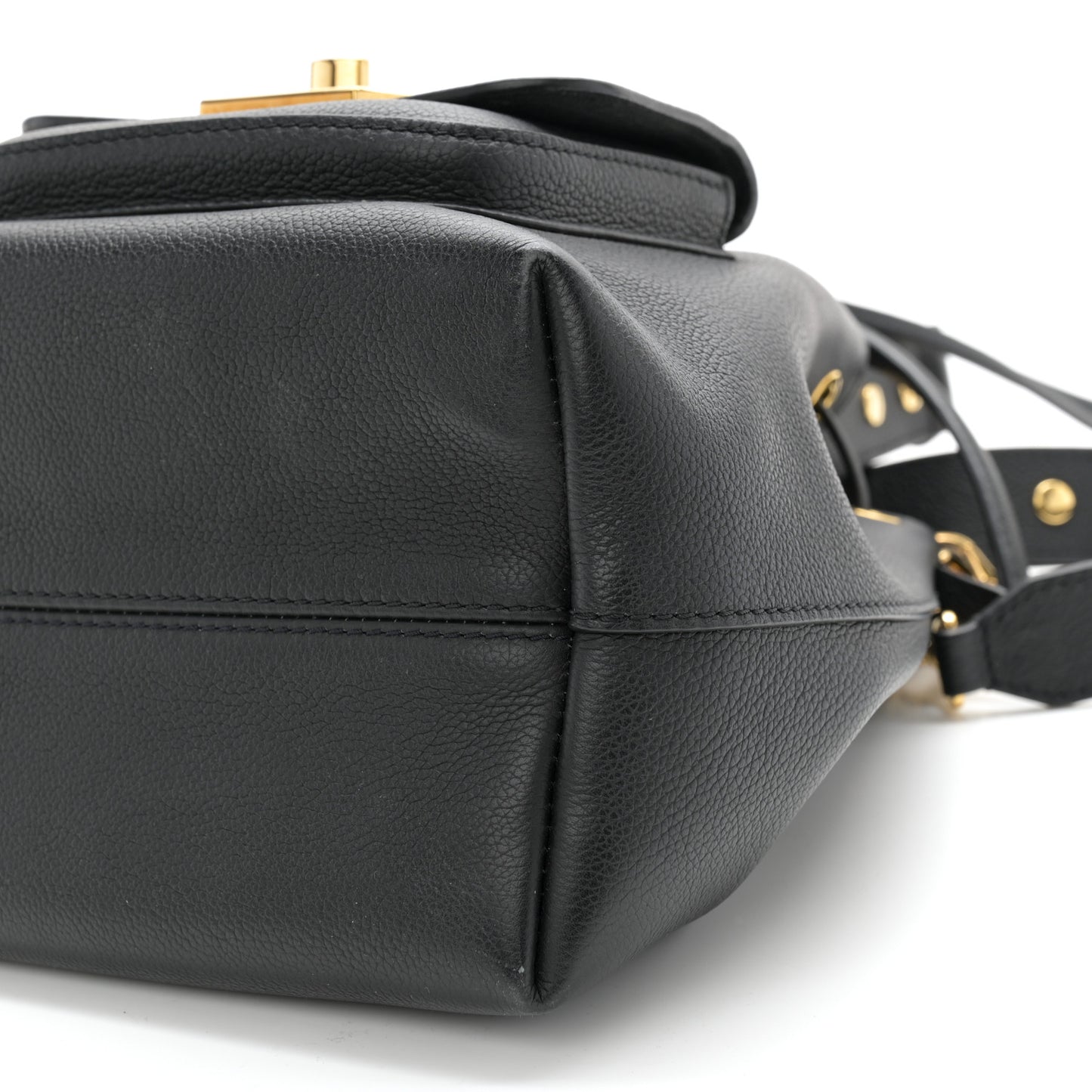 Calfskin Lockme Bucket MM Black