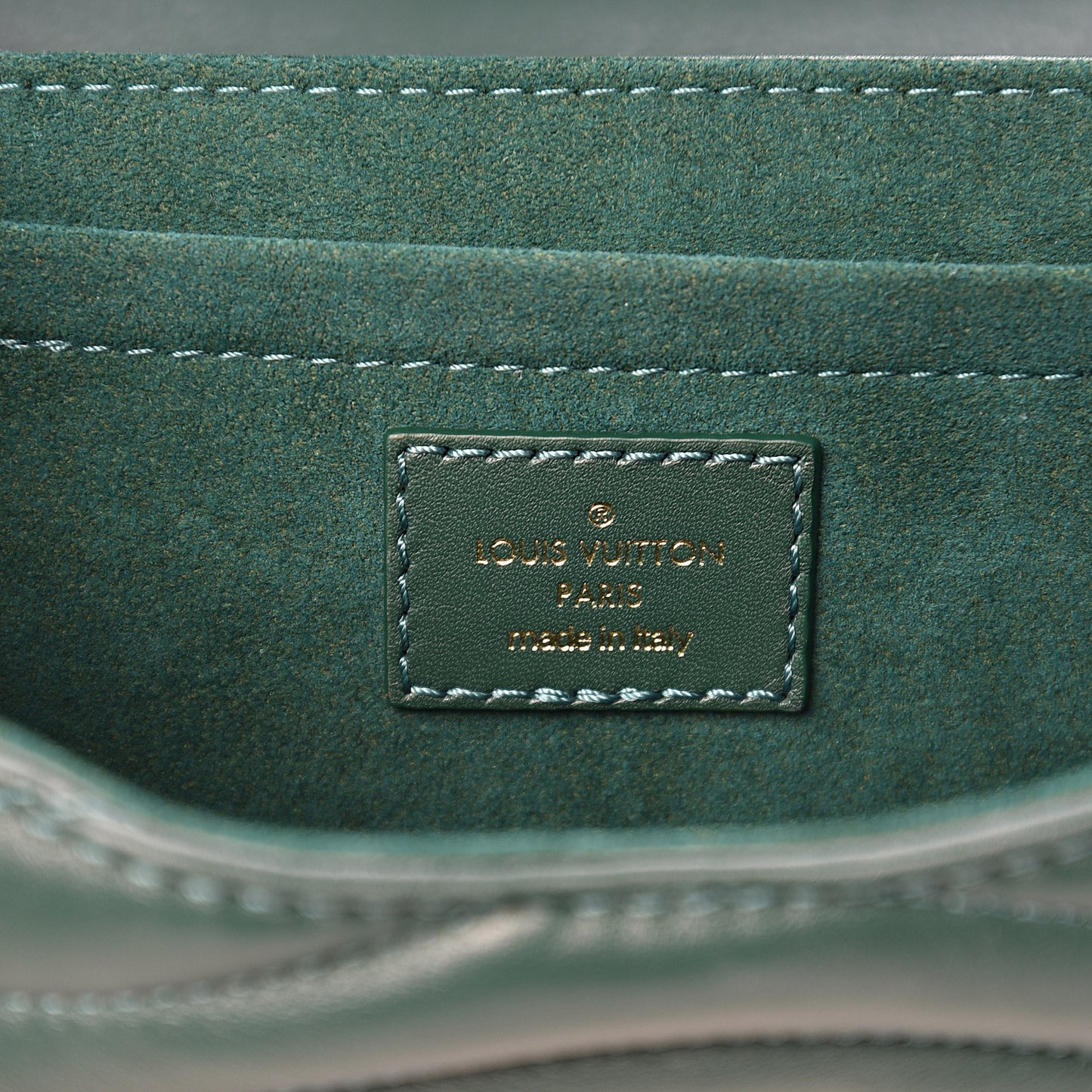 Calfskin New Wave Chain PM Emerald