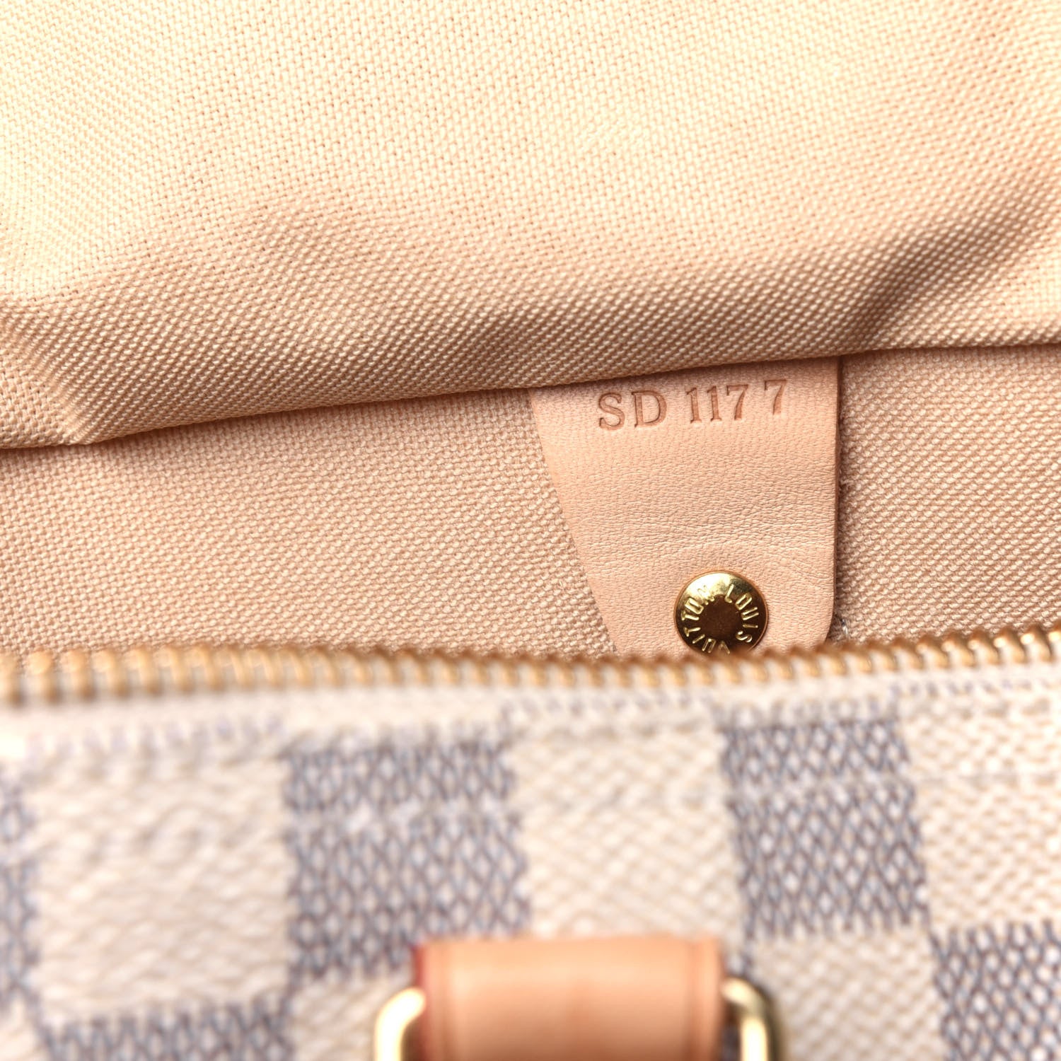 Louis Vuitton Damier Azur Speedy 30 7 of 20