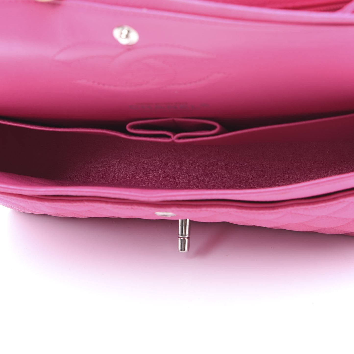 Iridescent Caviar Quilted Medium Double Flap Pink