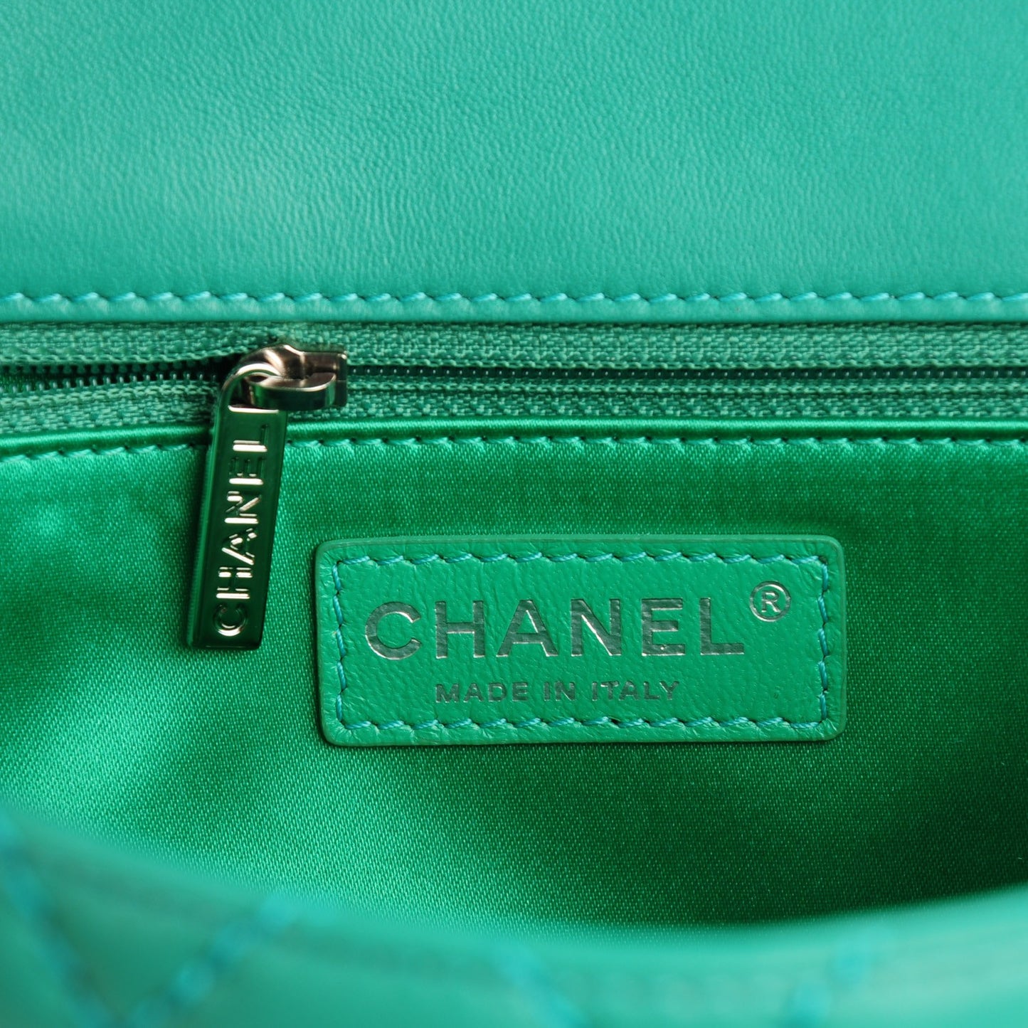 Lambskin Quilted Medium Easy Carry Flap Green