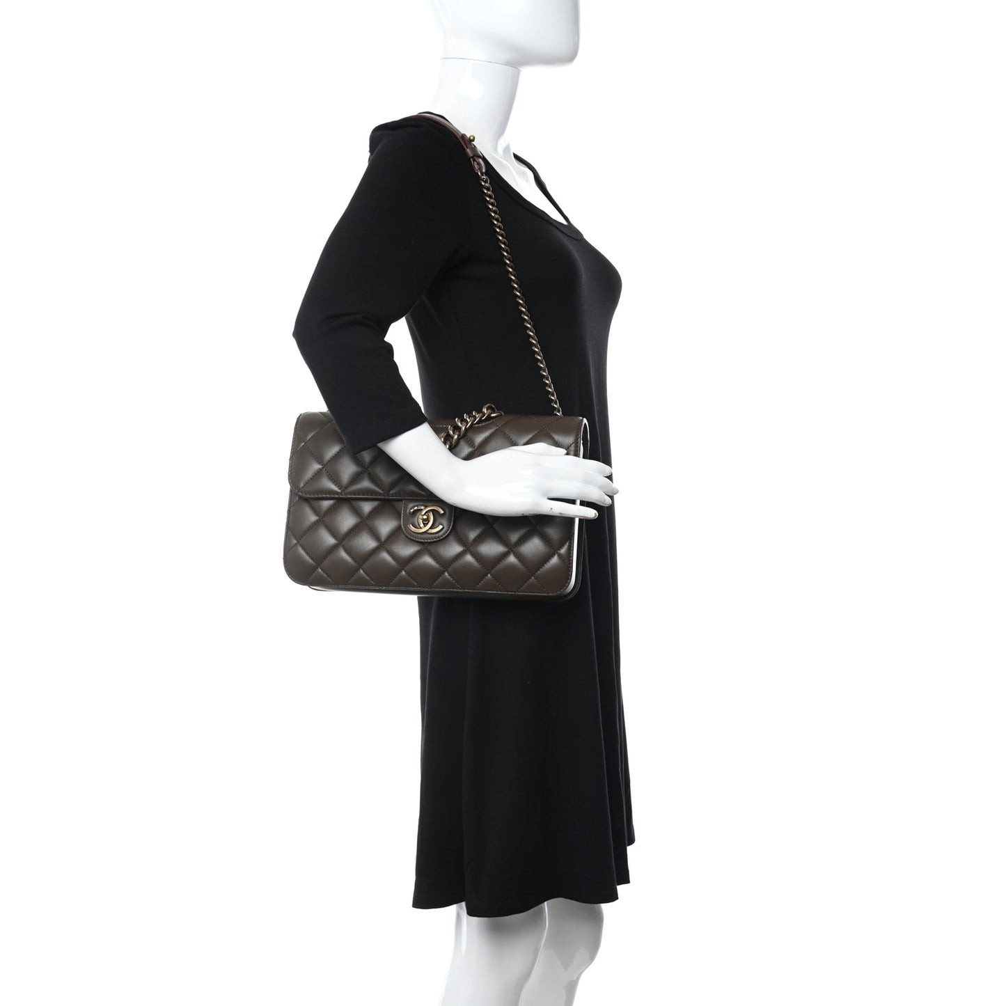 Glazed Calfskin Quilted Large Perfect Edge Flap Kaki
