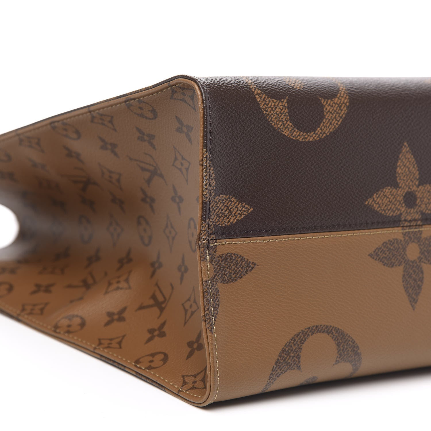 Louis Vuitton Reverse Monogram Giant Onthego GM 8 of 10
