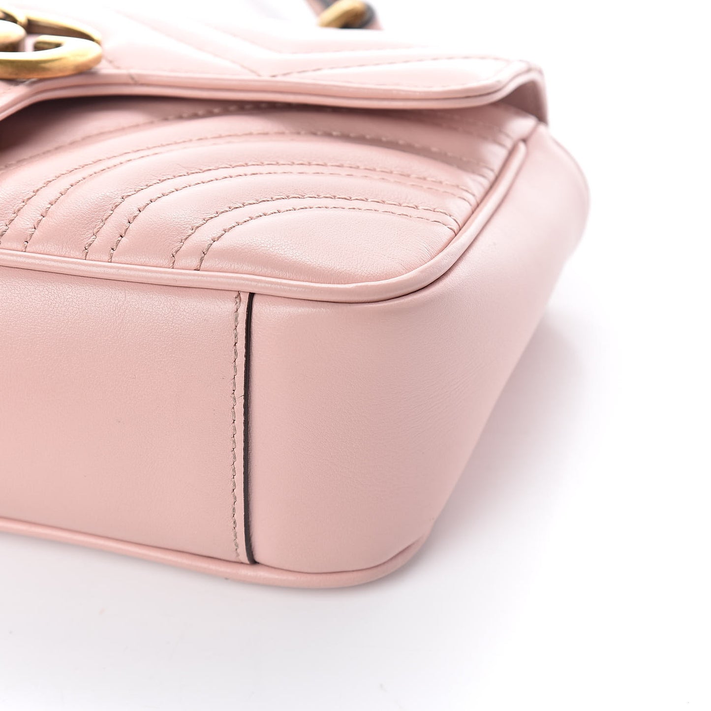 Calfskin Matelasse Mini GG Marmont Shoulder Bag Perfect Pink