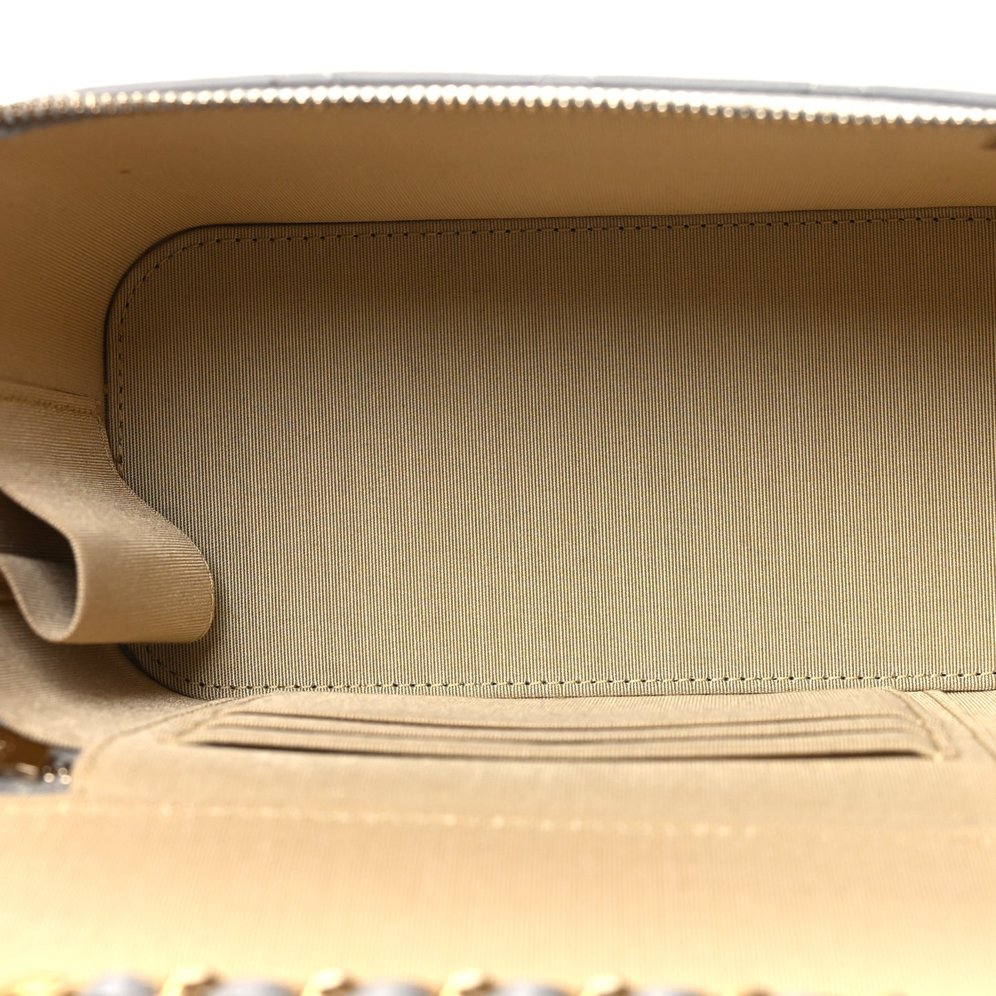 Lambskin Quilted Small Pearl Crush Vanity Case With Chain Grey