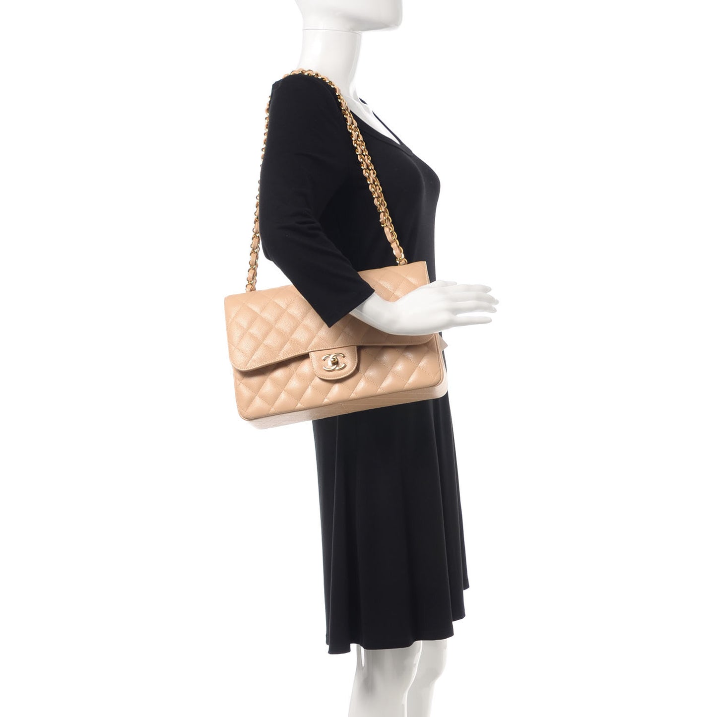 Caviar Quilted Jumbo Double Flap Beige Clair
