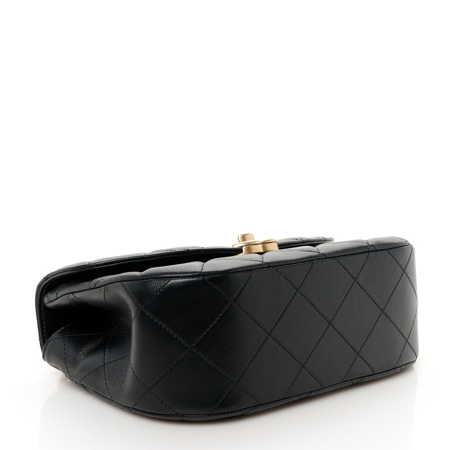 Lambskin Quilted Chain Messenger Bag Black