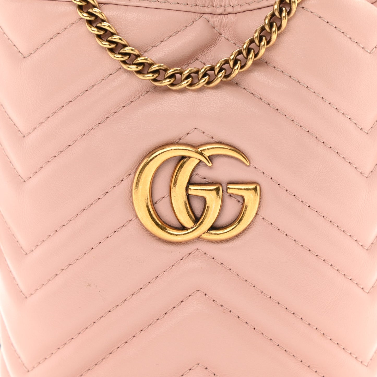 Calfskin Matelasse Mini GG Marmont 2.0 Bucket Bag Perfect Pink