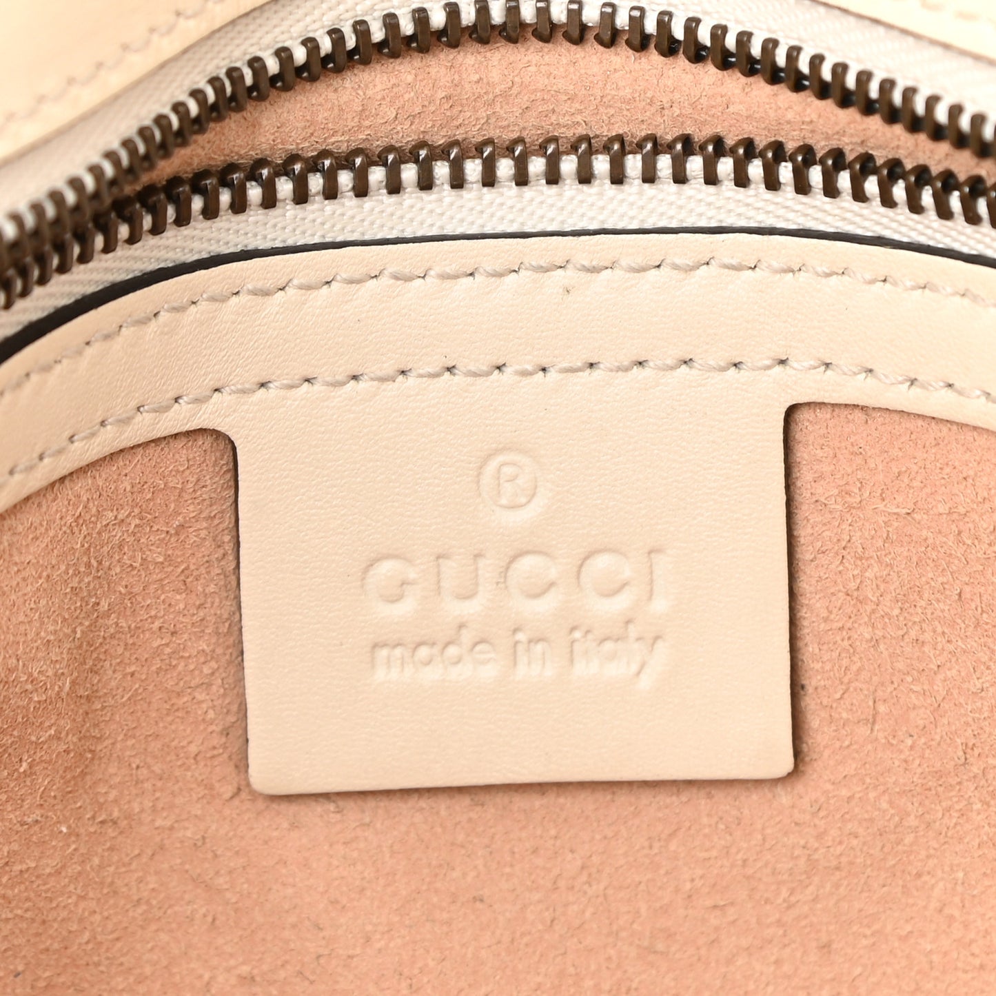 Calfskin Matelasse Small GG Marmont Shoulder Bag White