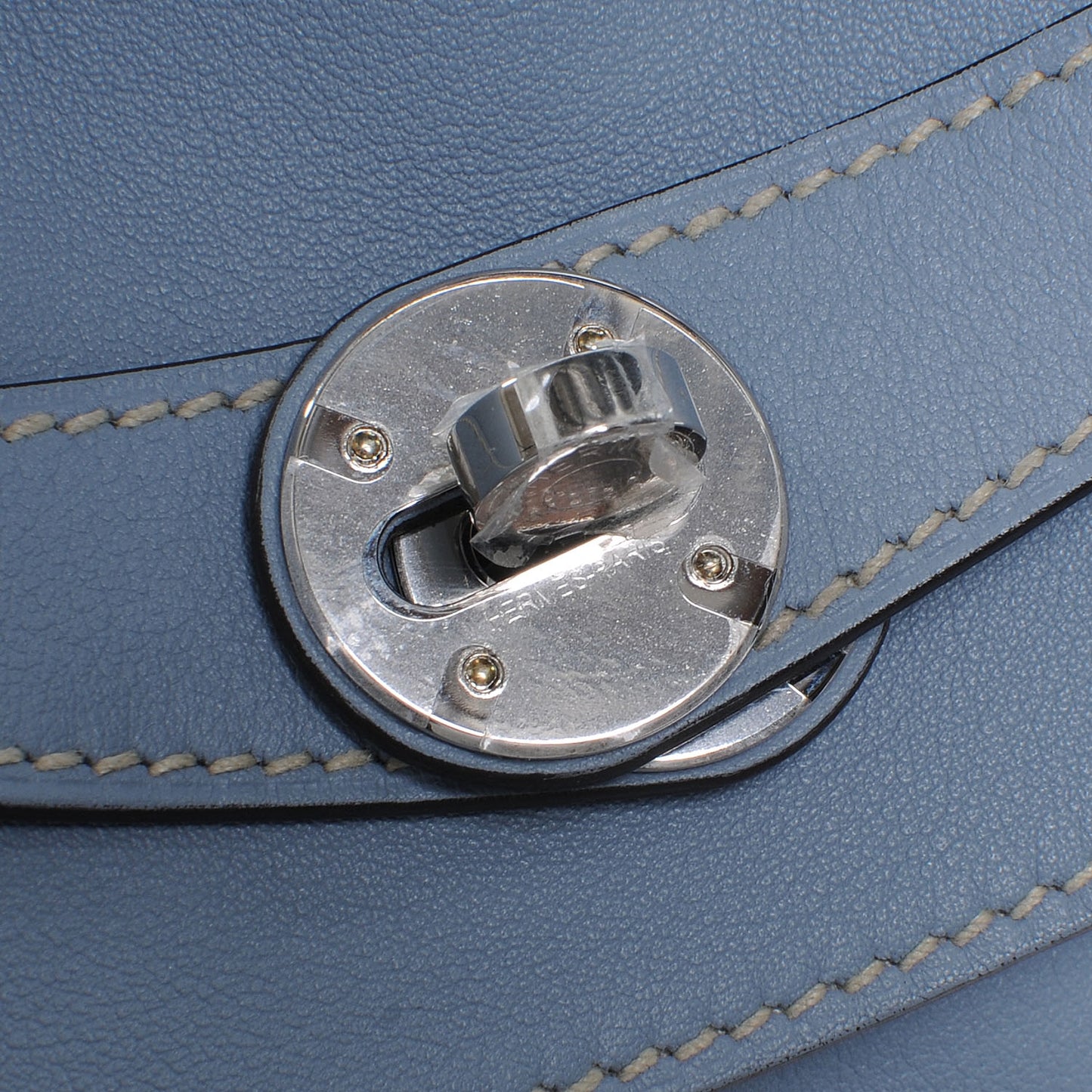 Swift Lindy 34 Bleu Lin