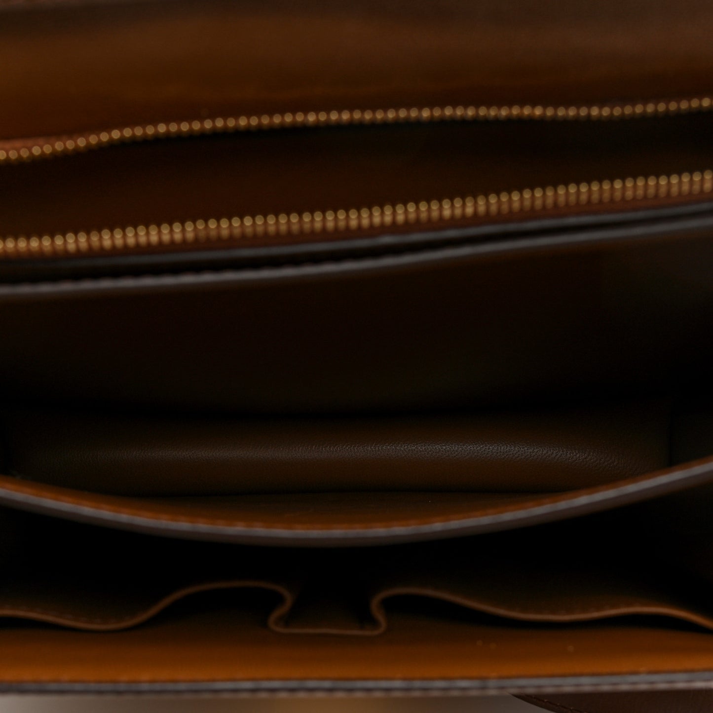 Box Calfskin Medium Classic Box Flap Bag Camel