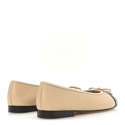 Chanel Lambskin Cap Toe CC Ballerina Flats 38.5 Beige Black 5 of 9
