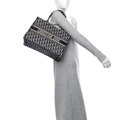 Christian Dior Oblique Medium Book Tote Blue Multicolor 2 of 13