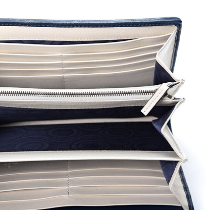Gucci Vintage Effect Calfskin Matelasse Diagonal Torchon GG Marmont Chain Wallet Mystic White Blue Agata 4 of 10