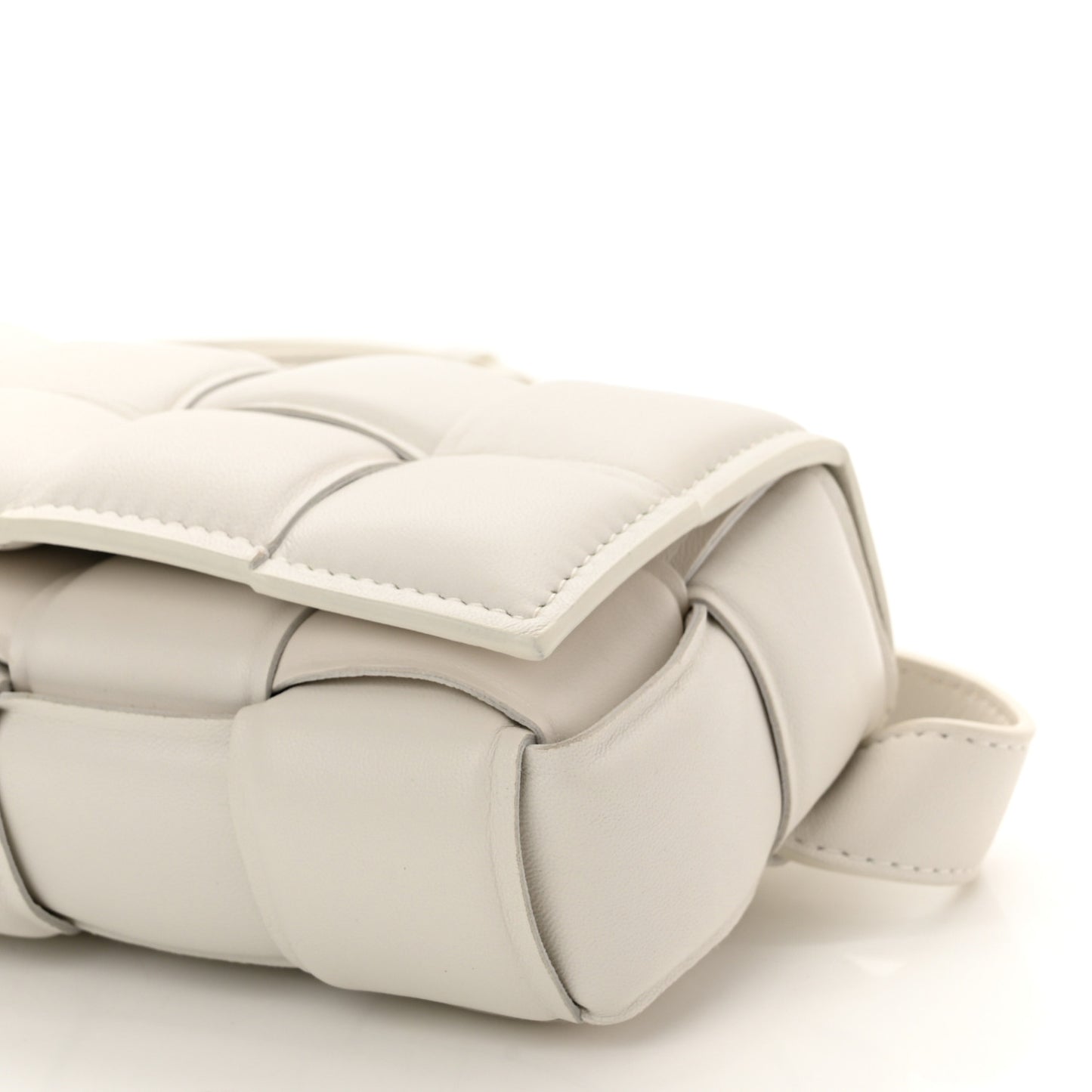 Nappa Maxi Intrecciato Padded The Belt Cassette Bag Chalk