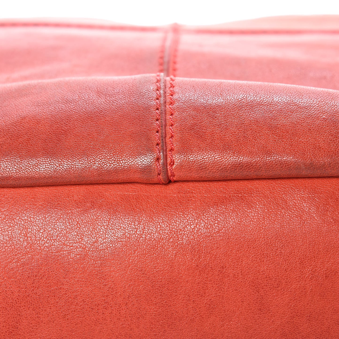 Lambskin Medium Nightingale Red