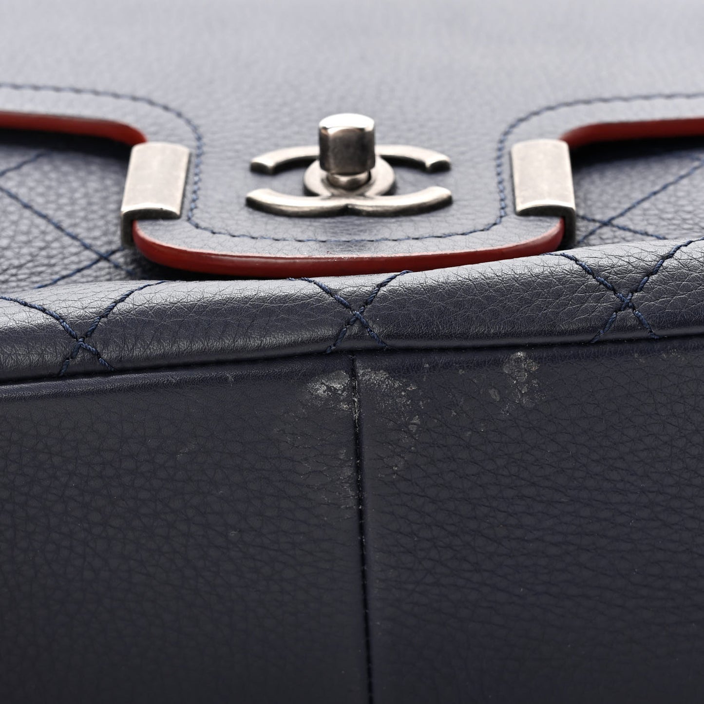 Grained Calfskin Archi Chic Flap Navy