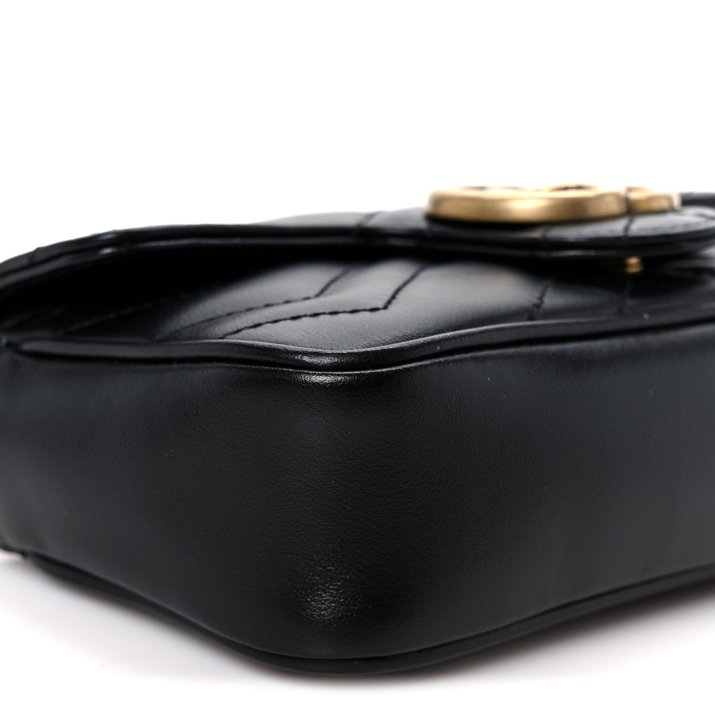 Calfskin Matelasse Super Mini GG Marmont Shoulder Bag Black