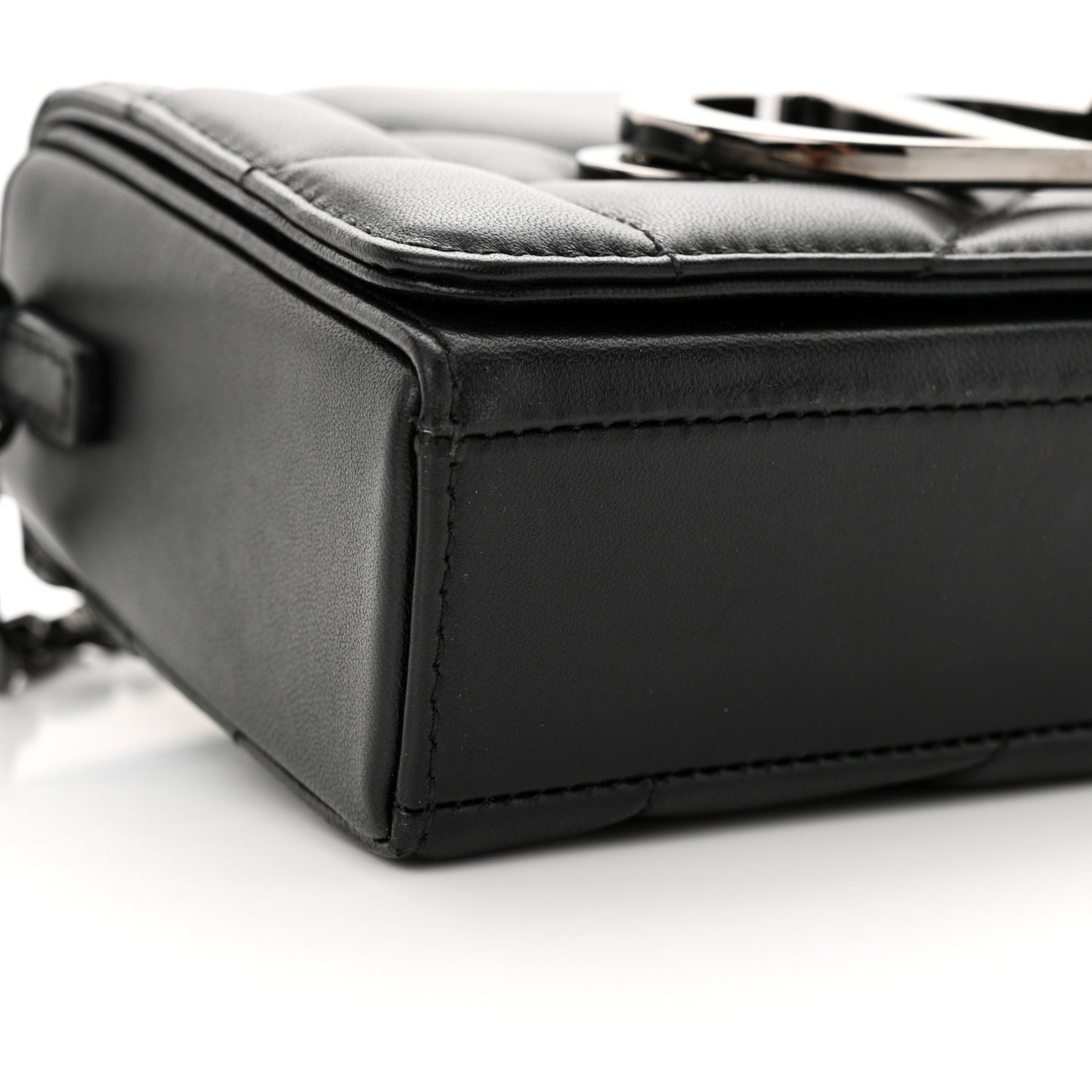 Lambskin Maxi Cannage Small 30 Montaigne Chain Top Handle Bag Black