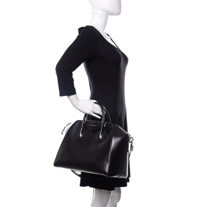 Givenchy Shiny Lord Calfskin Medium Antigona Black 3 of 10