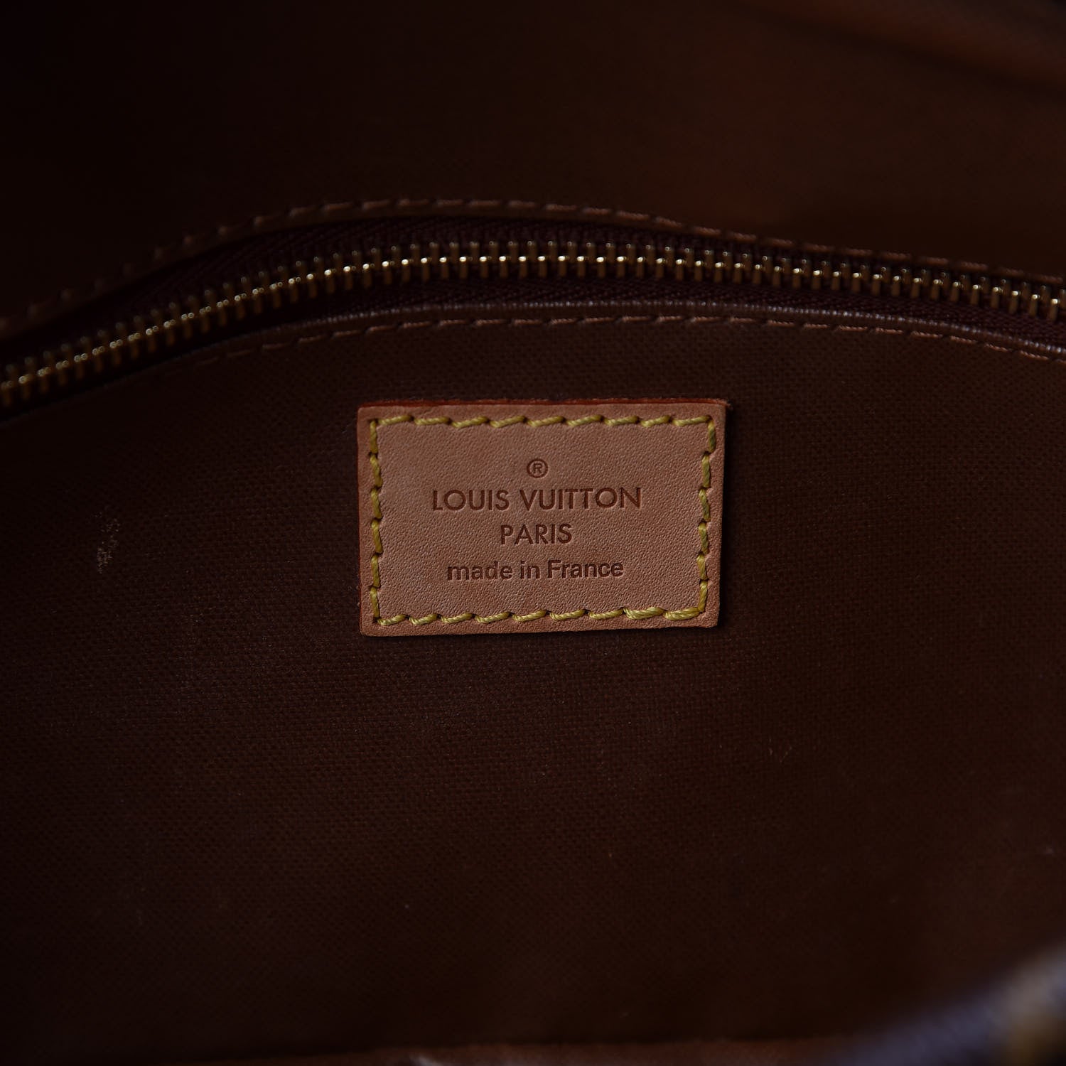 Louis Vuitton Monogram Toiletry Bag 25 7 of 7