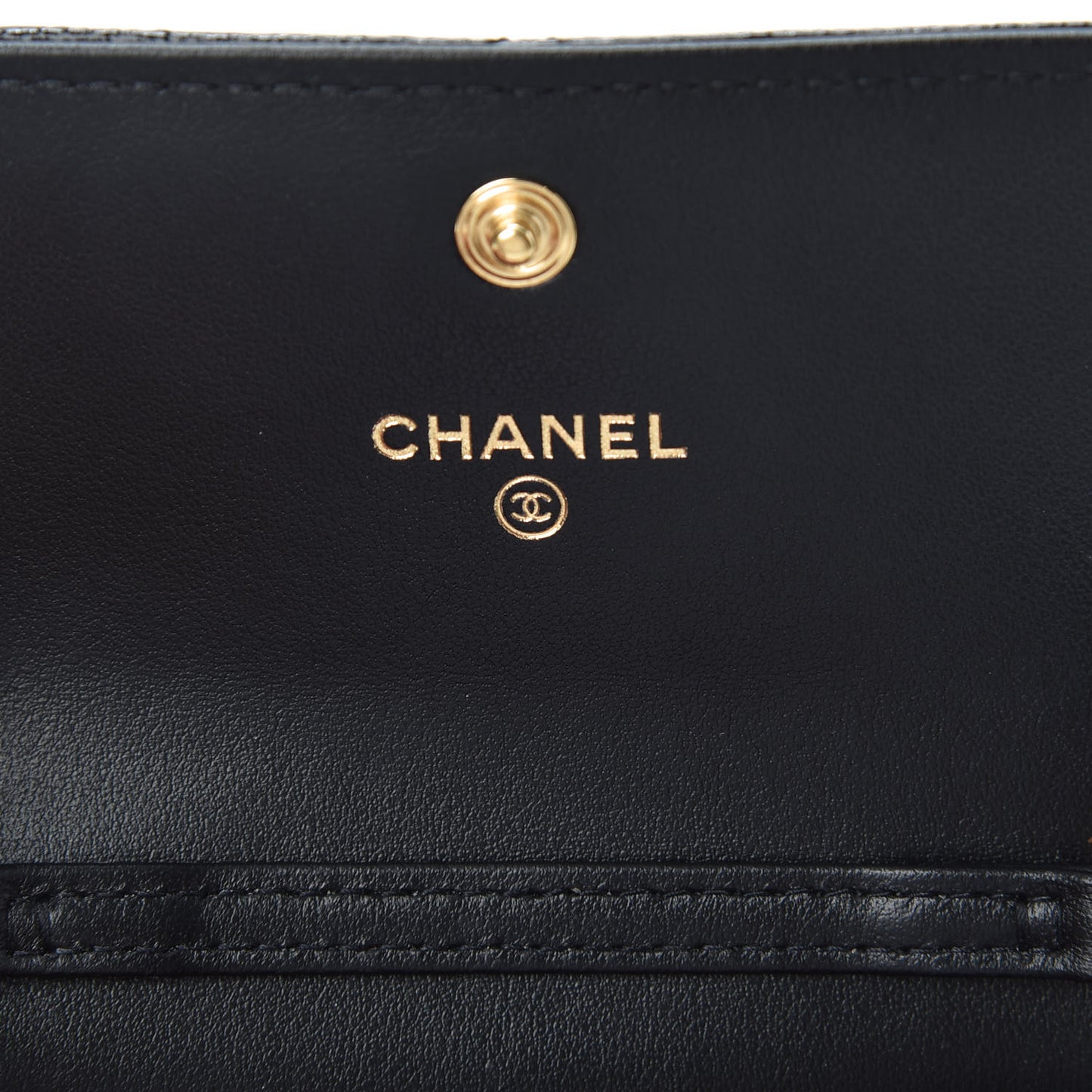 Shiny Crumpled Calfskin Quilted Chanel 19 Flap Coin Purse With Chain Black