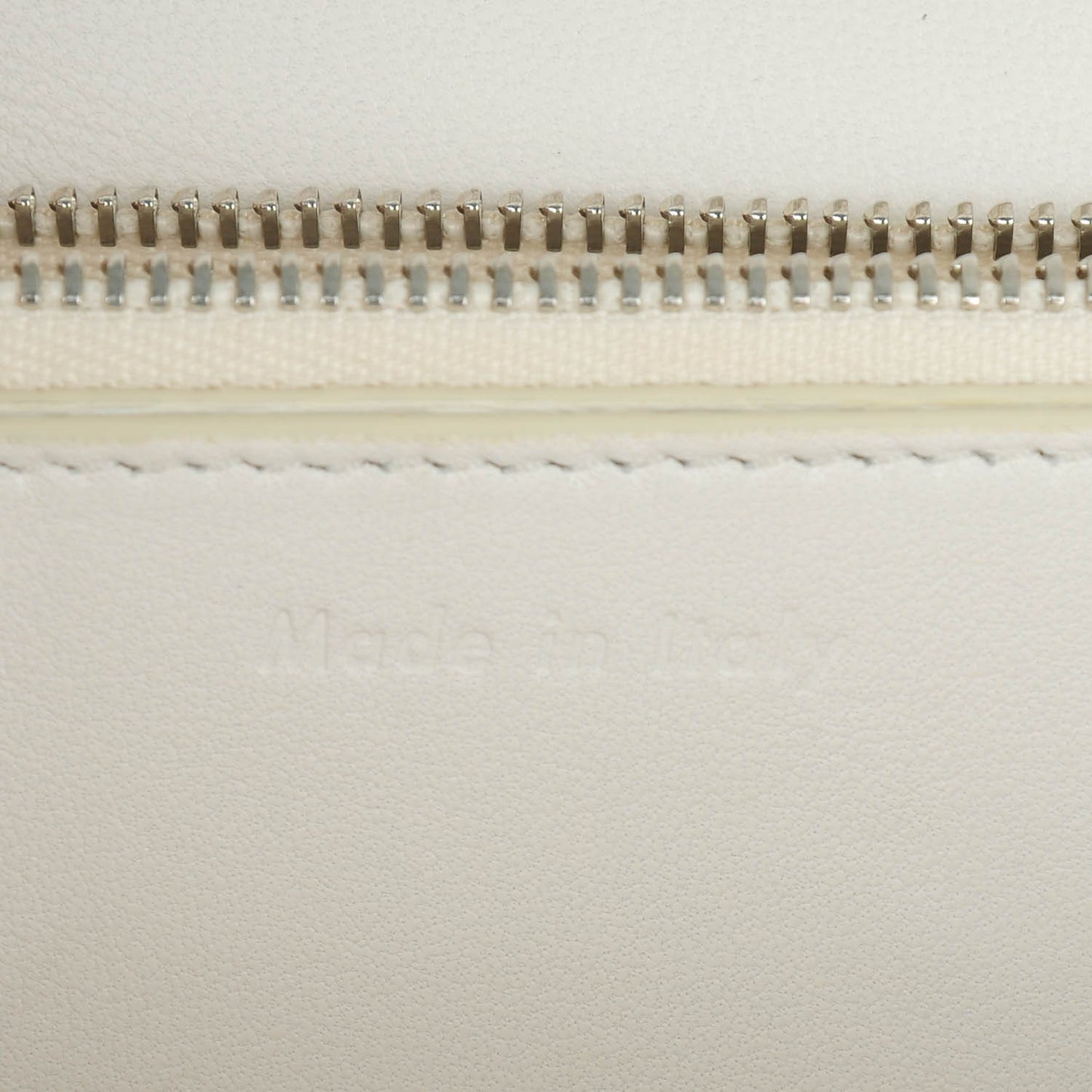 Liege Calfskin Medium Classic Box Flap Bag White