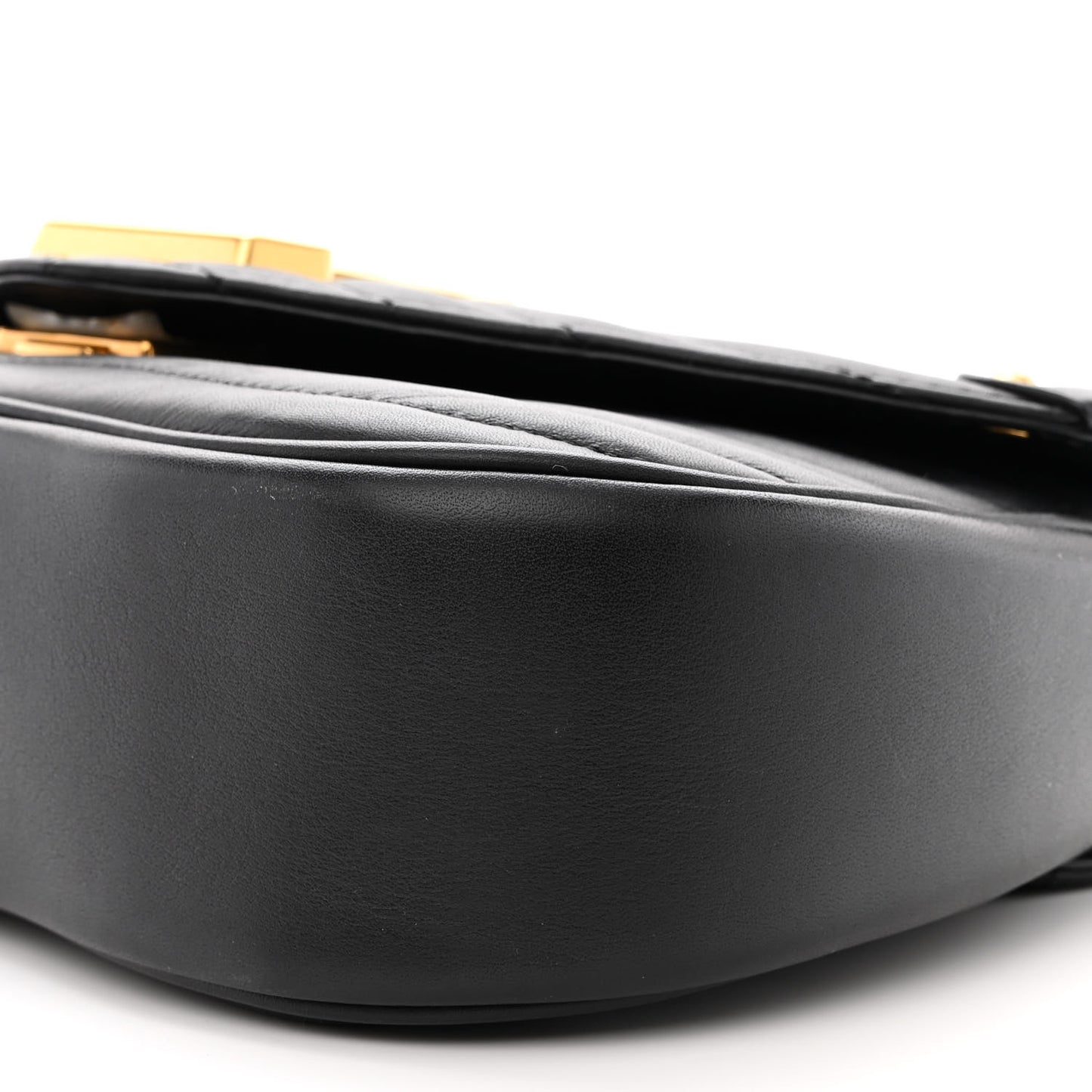 Calfskin New Wave Chain MM Black