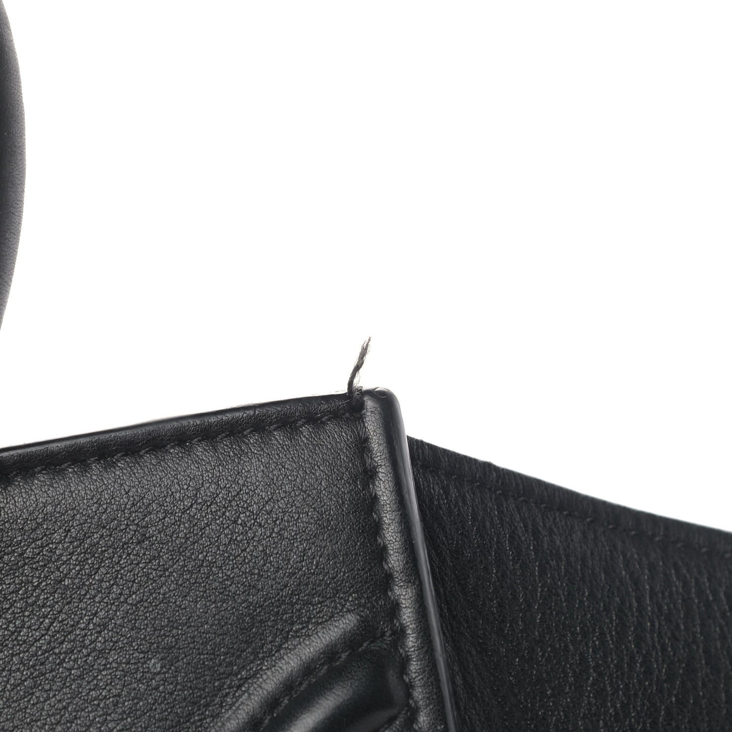 Supple Calfskin Medium Phantom Luggage Black