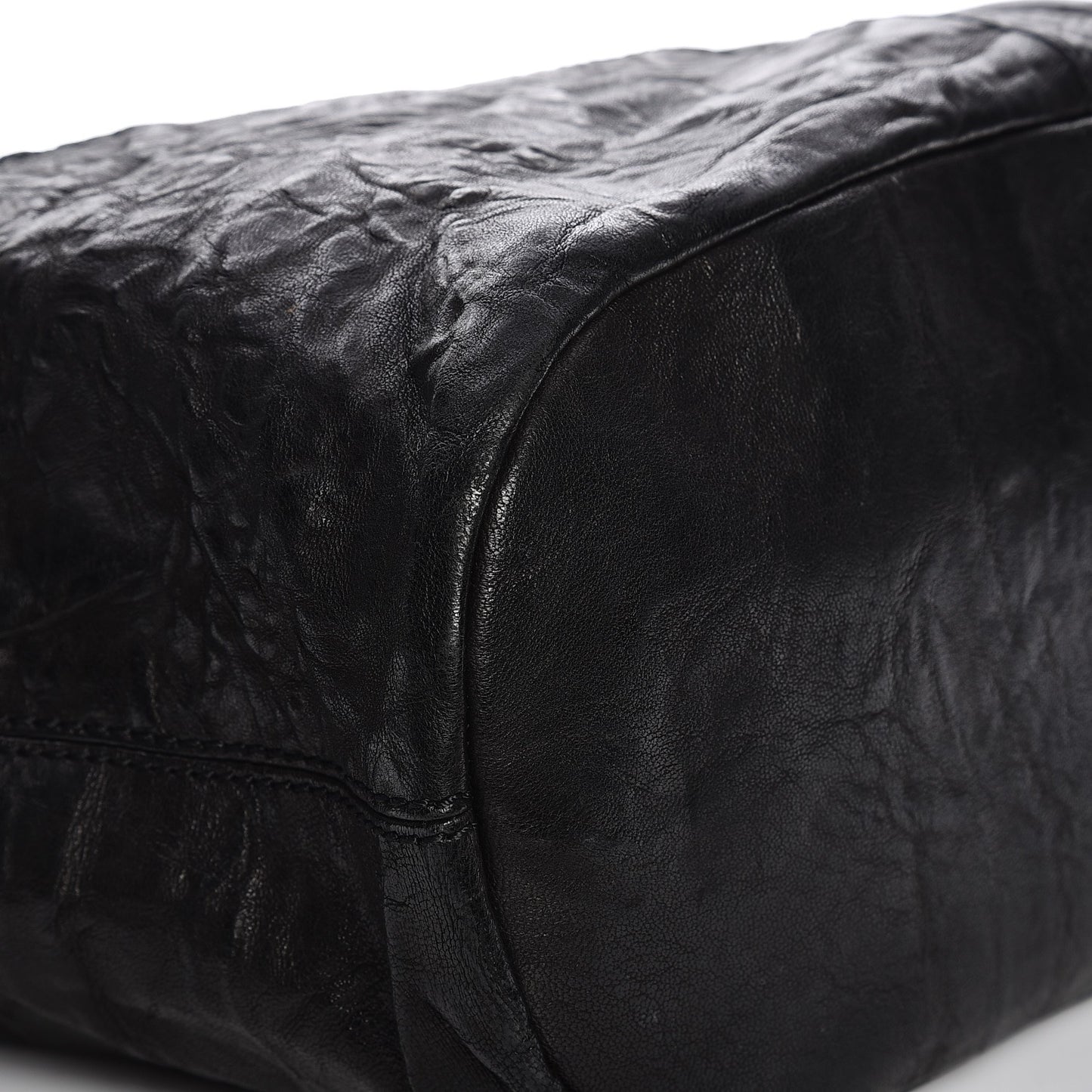 Wrinkled Lambskin Medium Nightingale Black