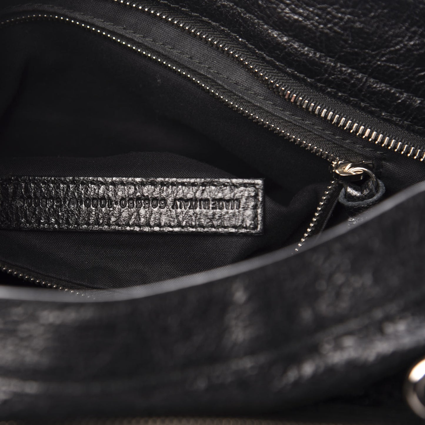 Agneau Classic Silver Hardware City Black