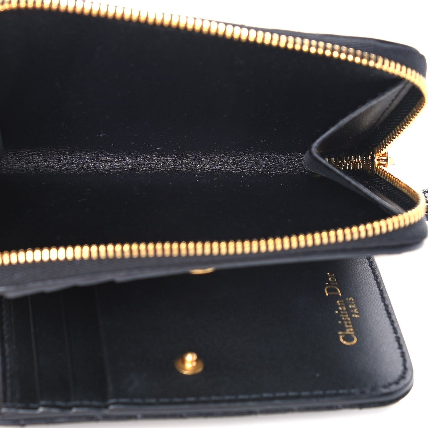 Grained Calfskin Supple Cannage Caro Scarlet Zipped Wallet Black