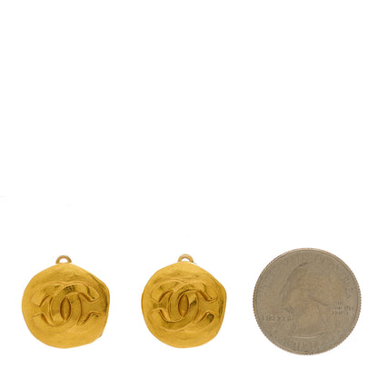 Chanel Metal CC Button Clip On Earrings Gold 2 of 4