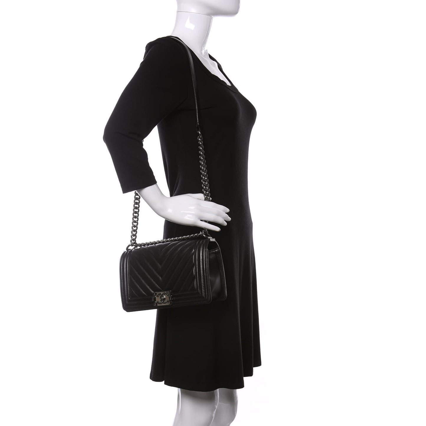 Lambskin Chevron Quilted Medium Boy Flap Black