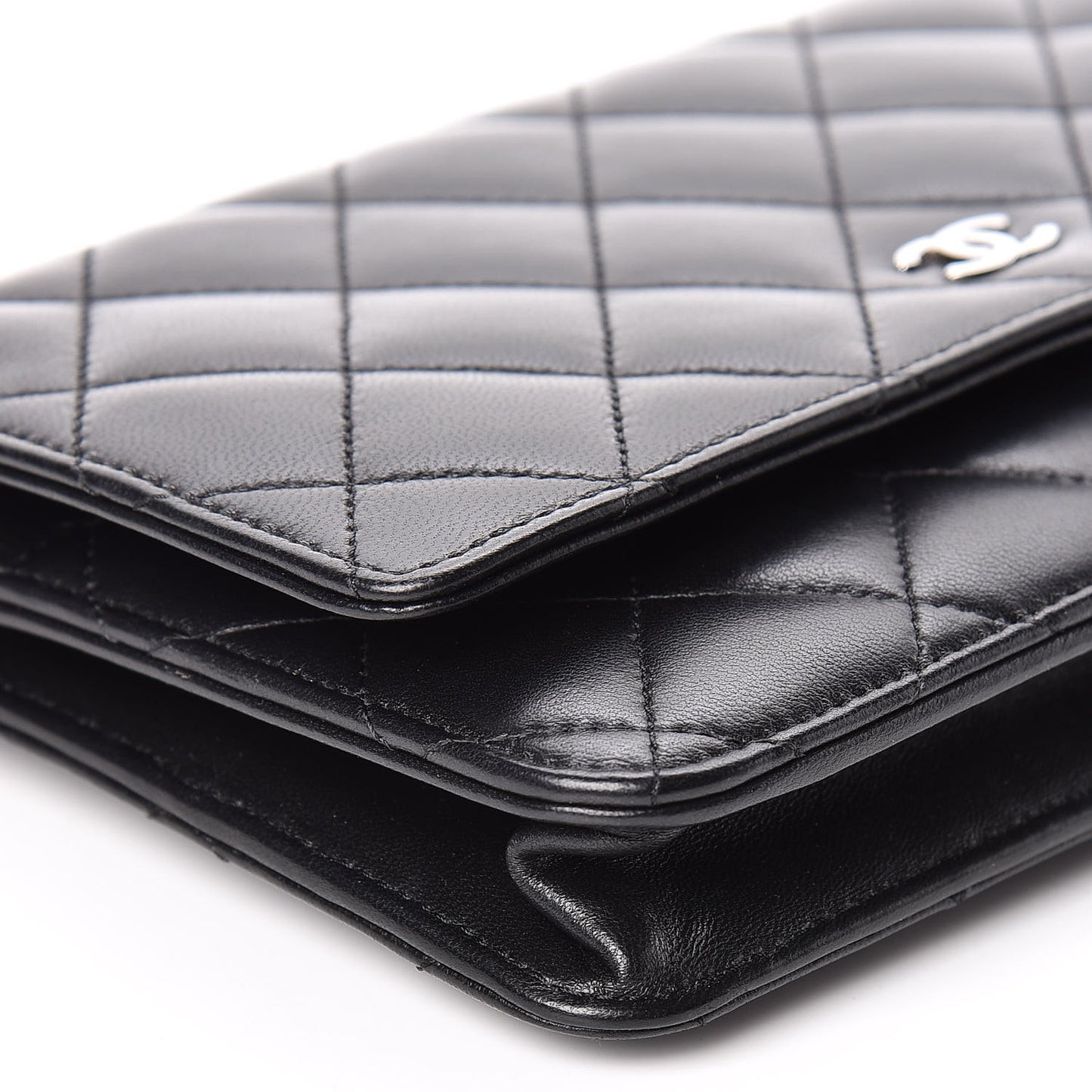 Lambskin Quilted Wallet On Chain WOC Black