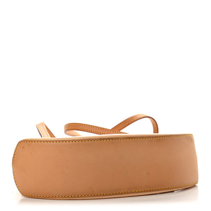 Louis Vuitton Vernis Biscayne Bay PM Marshmallow 4 of 13