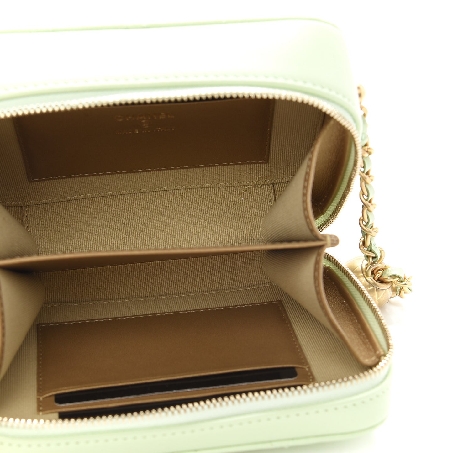 Lambskin Quilted CC Pearl Crush Camera Case Light Green