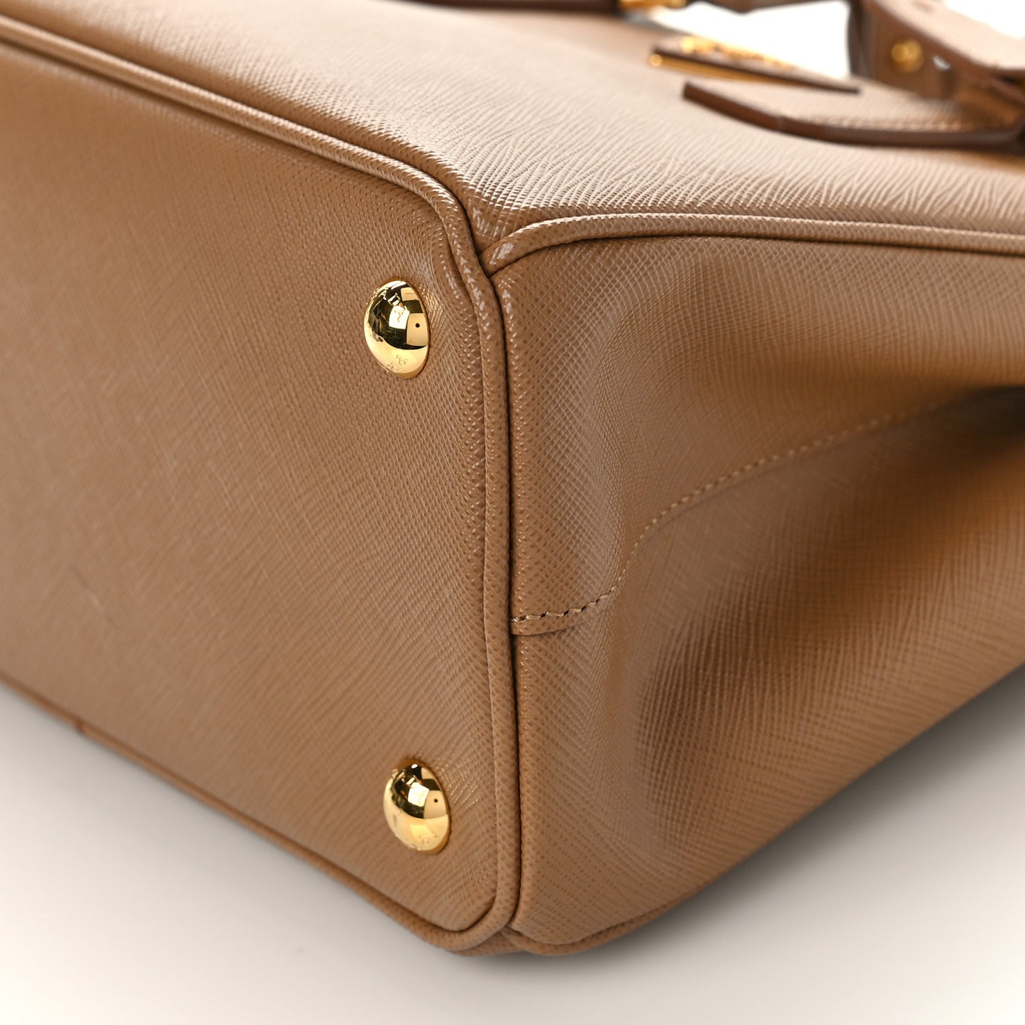 Saffiano Small Galleria Double Zip Tote Caramel